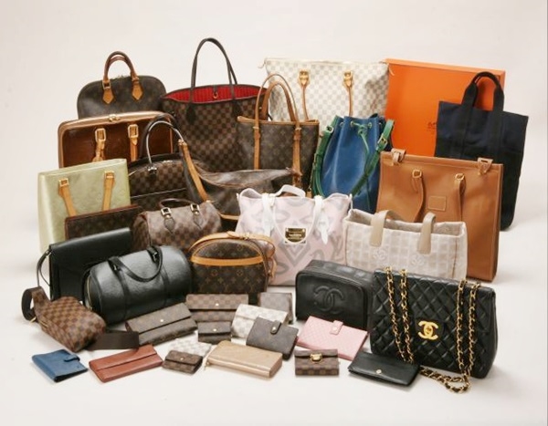 �u�����h����E��ʌ��ō�������E���z����őI�ԂȂ�R�R�I